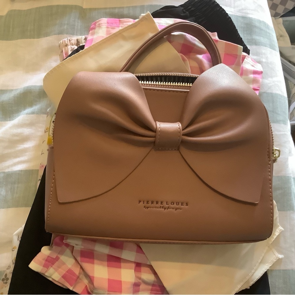 Women's Tan Bow Handbag